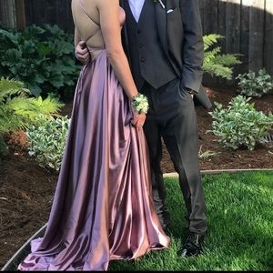 Stunning flowy prom dress